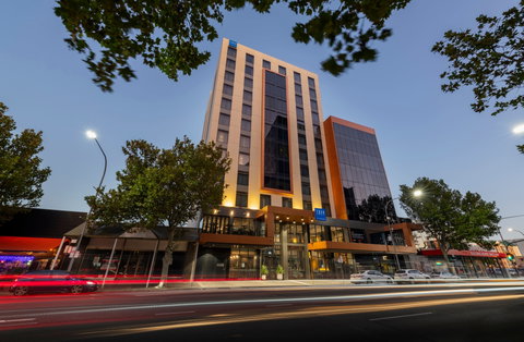 TRYP by Wyndham Pulteney Street - Hervey Bay Accommodation 0
