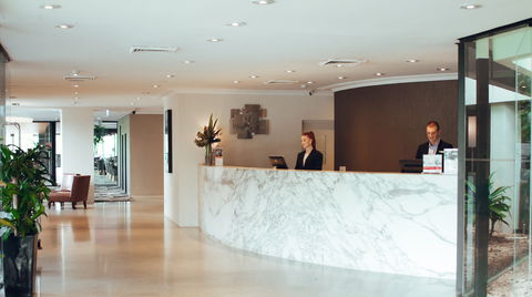 Holiday Inn Warwick Farm - Hervey Bay Accommodation 2