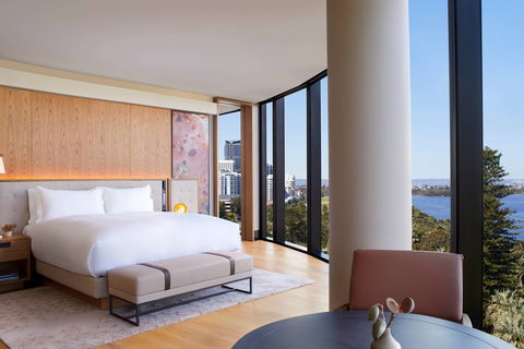 The Ritz-Carlton Perth - Hervey Bay Accommodation 2