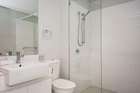 Astra Apartments Perth - Tourism Hervey Bay 2