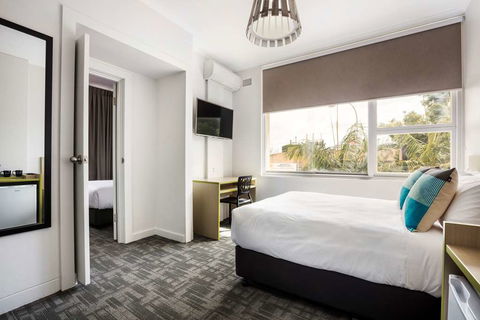 Caringbah Hotel, A NightCap Hotel - Tourism Hervey Bay 1