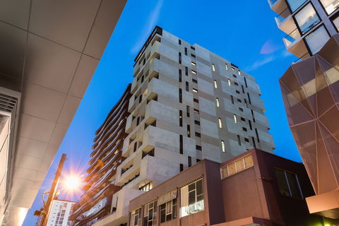 District South Yarra Apartments - Hervey Bay Accommodation 0