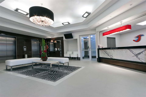 Jephson Hotel - Hervey Bay Accommodation 2