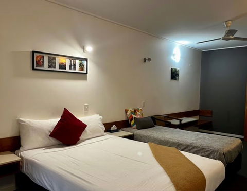Ayr Traveller's Motel - Tourism Hervey Bay 1