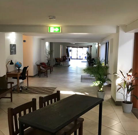 Ayr Traveller's Motel - Tourism Hervey Bay 2