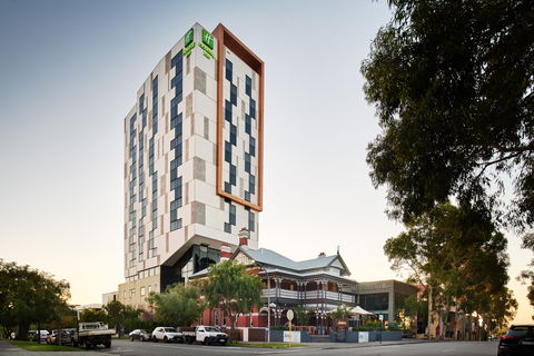 Holiday Inn West Perth - Tourism Hervey Bay 2
