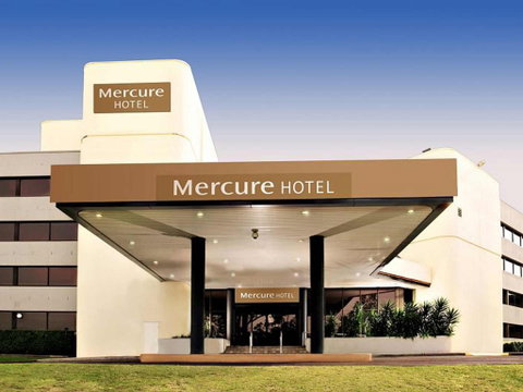 Mercure Penrith - Hervey Bay Accommodation 0