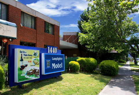 Lamplighter Motel - Hervey Bay Accommodation 0