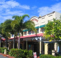 Macrossan House Boutique Holidays Apts - Hervey Bay Accommodation