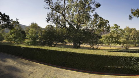 University House - ANU - Hervey Bay Accommodation 21