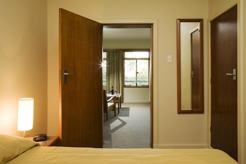 University House - ANU - Hervey Bay Accommodation 19