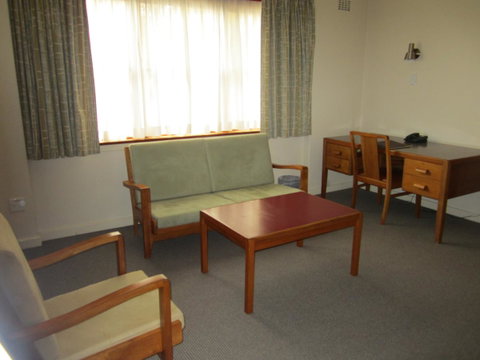 University House - ANU - Hervey Bay Accommodation 38