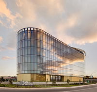 Vibe Hotel Canberra - Hervey Bay Accommodation