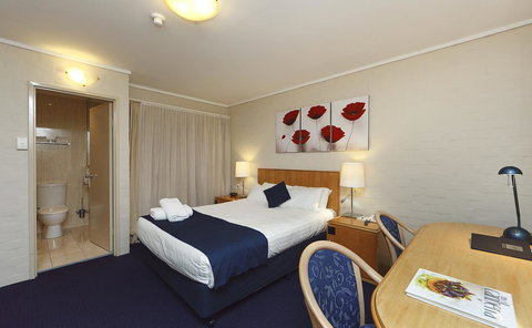 Ibis Styles Canberra - Hervey Bay Accommodation 9