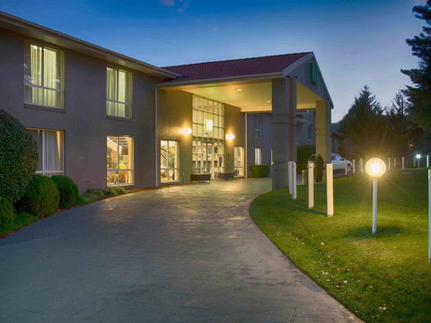 Ibis Styles Canberra - Hervey Bay Accommodation 44