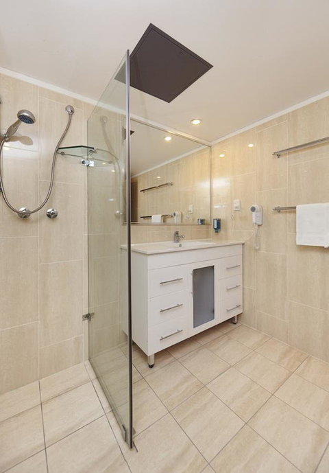 Ibis Styles Canberra - Hervey Bay Accommodation 19
