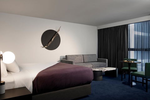 Midnight Hotel, Autograph Collection - Hervey Bay Accommodation 14