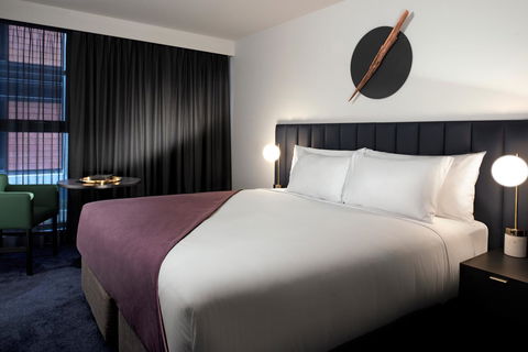 Midnight Hotel, Autograph Collection - Hervey Bay Accommodation 16