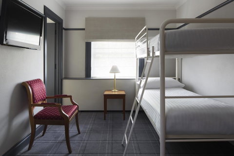 Brassey Hotel - Managed By Doma Hotels - Hervey Bay Accommodation 11