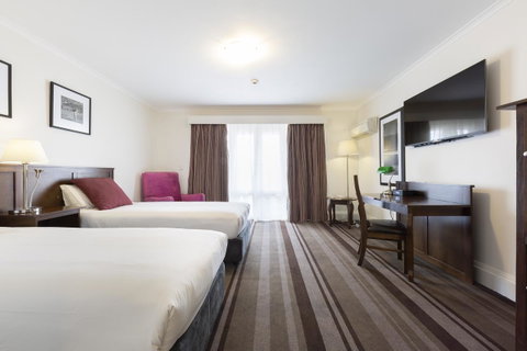 Mercure Canberra - Hervey Bay Accommodation 10