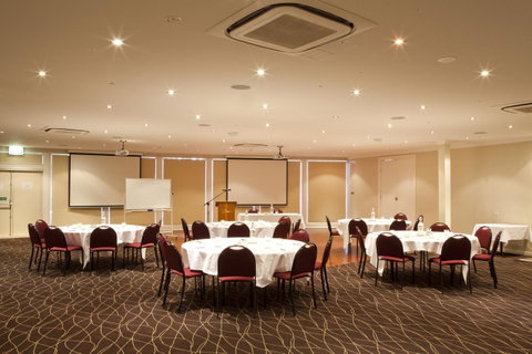 Mercure Canberra - Hervey Bay Accommodation 42