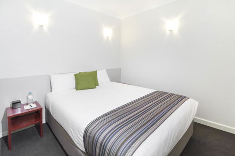 Abode Narrabundah - Tourism Hervey Bay 5