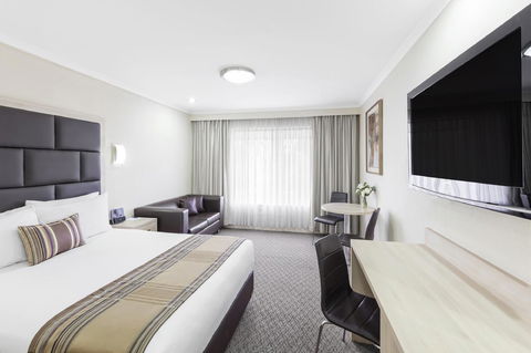 Garden City Hotel, Best Western Signature Collection - Tourism Hervey Bay 0