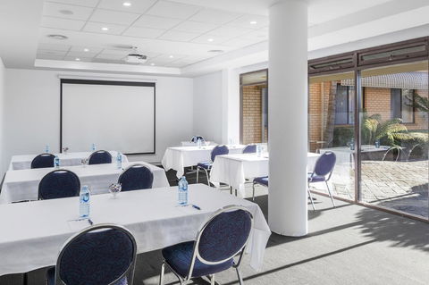 Garden City Hotel, Best Western Signature Collection - Tourism Hervey Bay 21