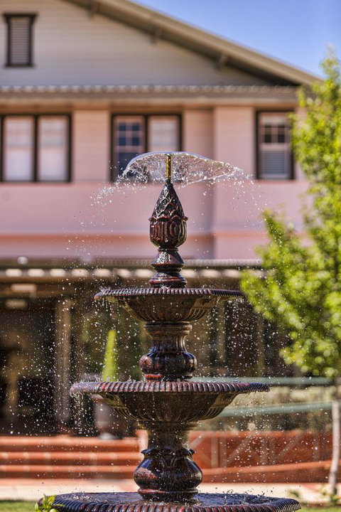 Hotel Kurrajong Canberra - Tourism Hervey Bay 3