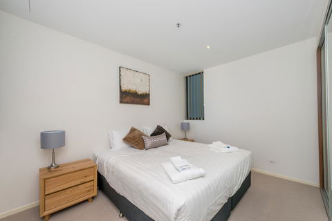 Manhattan 303 Canberra City ACT - Hervey Bay Accommodation 1