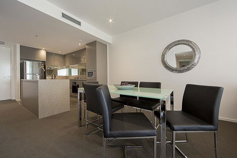 Manhattan 303 Canberra City ACT - Hervey Bay Accommodation 30