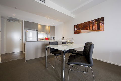 Manhattan 303 Canberra City ACT - Hervey Bay Accommodation 15