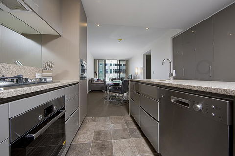 Manhattan 303 Canberra City ACT - Hervey Bay Accommodation 34