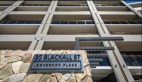 Modern Executive Apt@Barton*1BR*WiFi*Gym*Secure Parking*Canberra - Hervey Bay Accommodation 21