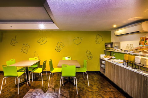 Ibis Budget Canberra - Hervey Bay Accommodation 11