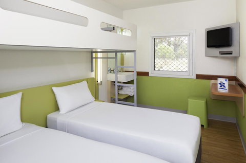 Ibis Budget Canberra - Hervey Bay Accommodation 8