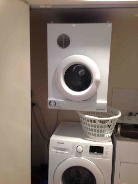 Spacious 1BR Stylish New Acton Apartment +Parking - Hervey Bay Accommodation 24