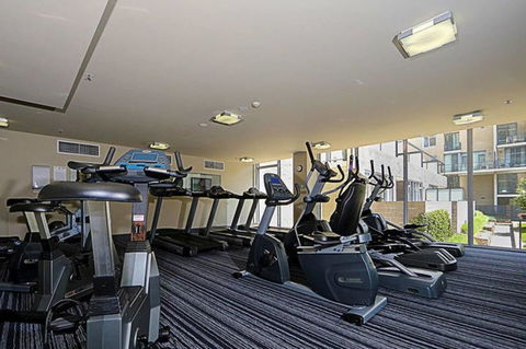 Spacious 1BR Stylish New Acton Apartment +Parking - Hervey Bay Accommodation 19