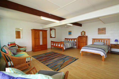 Bally High, 20 Dulconghi Street - Hervey Bay Accommodation 3