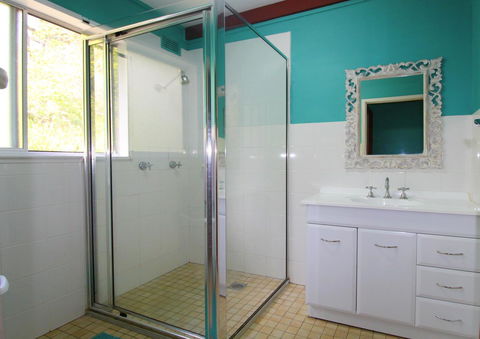 Bally High, 20 Dulconghi Street - Hervey Bay Accommodation 4