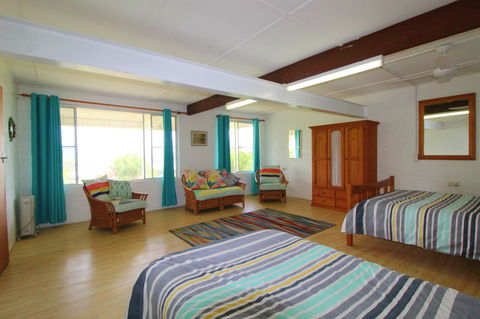 Bally High, 20 Dulconghi Street - Hervey Bay Accommodation 2