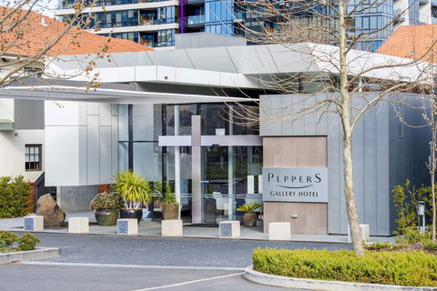 Peppers Gallery Hotel - Hervey Bay Accommodation 0