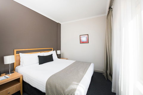 The Woden Hotel - Hervey Bay Accommodation 13