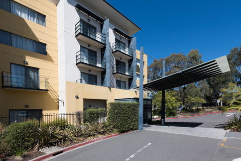 The Woden Hotel - Hervey Bay Accommodation 1