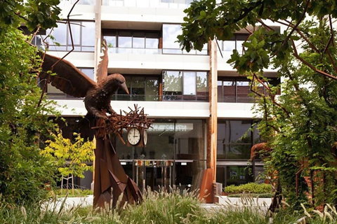 Canberra Luxury Apartment 3 - Hervey Bay Accommodation 30