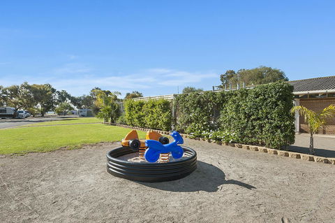 Port Broughton Tourist Park - Tourism Hervey Bay 6