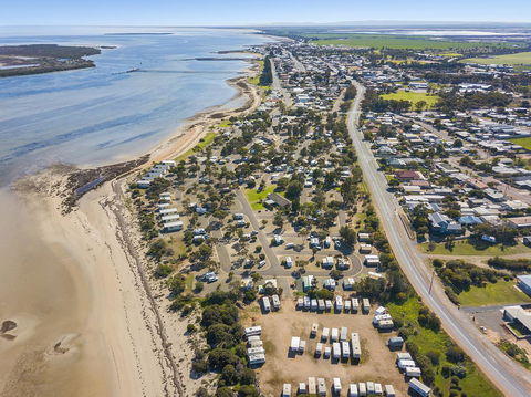 Port Broughton Tourist Park - Tourism Hervey Bay 0
