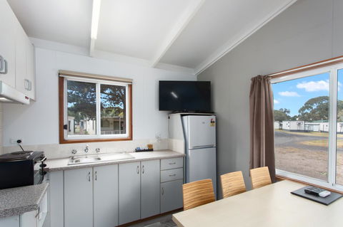 Victor Harbor Holiday Park - Hervey Bay Accommodation 30
