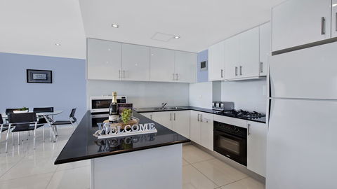 Lakeside Waterfront Apartment The Entrance - Tourism Hervey Bay 1