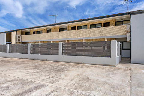 Blissful Beachfront Beachouse - Hervey Bay Accommodation 11